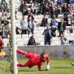 Akın Güler'in objektifinden Bursaspor'un 4-0'lık Kırşehir FSK galibiyetinden fotoğraflar. Sedat Cengiz'in skoru 4-0 yapan golü.