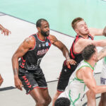 2024-2025 sezonunda ülkemizi FIBA Europe Cup’ta temsil eden TOFAŞ, çeyrek final rövanş karşılaşmasında İspanyol temsilcisi Surne Bilbao Basket'i 102-93 yendi.