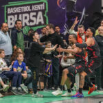 2024-2025 sezonunda ülkemizi FIBA Europe Cup’ta temsil eden TOFAŞ, çeyrek final rövanş karşılaşmasında İspanyol temsilcisi Surne Bilbao Basket'i 102-93 yendi.