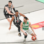 Türkiye Sigorta Türkiye Basketbol Süper Ligi Asım Pars Sezonu 24. Haftasında Bursaspor Yörsan, sıralamada 2. Durumdaki Beşiktaş Fibabanka’ya farklı yenildi: 121-91. Ömer Utku Al.
