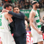 Türkiye Sigorta Türkiye Basketbol Süper Ligi Asım Pars Sezonu 24. Haftasında Bursaspor Yörsan, sıralamada 2. Durumdaki Beşiktaş Fibabanka’ya farklı yenildi: 121-91. Bursaspor Yörsan Koçu Serhan Kavut, David Mutaf.