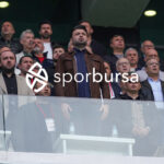 Bursaspor, 23 Elazığ FK karşısında sahadan 3-1 galip ayrılarak taraftarlarına büyük bir sevinç yaşattı. İşte Akın Güler’in objektifinden 3 gollü galibiyetin en güzel kareleri.