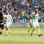 Bursaspor, 23 Elazığ FK karşısında sahadan 3-1 galip ayrılarak taraftarlarına büyük bir sevinç yaşattı. İşte Akın Güler’in objektifinden 3 gollü galibiyetin en güzel kareleri.