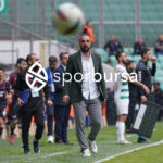 Bursaspor, 23 Elazığ FK karşısında sahadan 3-1 galip ayrılarak taraftarlarına büyük bir sevinç yaşattı. İşte Akın Güler’in objektifinden 3 gollü galibiyetin en güzel kareleri.