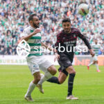 Bursaspor, 23 Elazığ FK karşısında sahadan 3-1 galip ayrılarak taraftarlarına büyük bir sevinç yaşattı. İşte Akın Güler’in objektifinden 3 gollü galibiyetin en güzel kareleri.