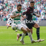 Bursaspor, 23 Elazığ FK karşısında sahadan 3-1 galip ayrılarak taraftarlarına büyük bir sevinç yaşattı. İşte Akın Güler’in objektifinden 3 gollü galibiyetin en güzel kareleri.