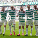 Bursaspor, 23 Elazığ FK karşısında sahadan 3-1 galip ayrılarak taraftarlarına büyük bir sevinç yaşattı. İşte Akın Güler’in objektifinden 3 gollü galibiyetin en güzel kareleri.