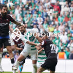 Bursaspor, 23 Elazığ FK karşısında sahadan 3-1 galip ayrılarak taraftarlarına büyük bir sevinç yaşattı. İşte Akın Güler’in objektifinden 3 gollü galibiyetin en güzel kareleri.