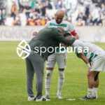 Bursaspor, 23 Elazığ FK karşısında sahadan 3-1 galip ayrılarak taraftarlarına büyük bir sevinç yaşattı. İşte Akın Güler’in objektifinden 3 gollü galibiyetin en güzel kareleri.