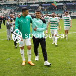 Bursaspor, 23 Elazığ FK karşısında sahadan 3-1 galip ayrılarak taraftarlarına büyük bir sevinç yaşattı. İşte Akın Güler’in objektifinden 3 gollü galibiyetin en güzel kareleri.