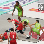 Tofaş, Türkiye Sigorta Türkiye Süper Ligi, Asım Pars Sezonu son hafta maçında, Karşıyaka’yı 90-70 yendi ve ligi dördüncü bitirdi.